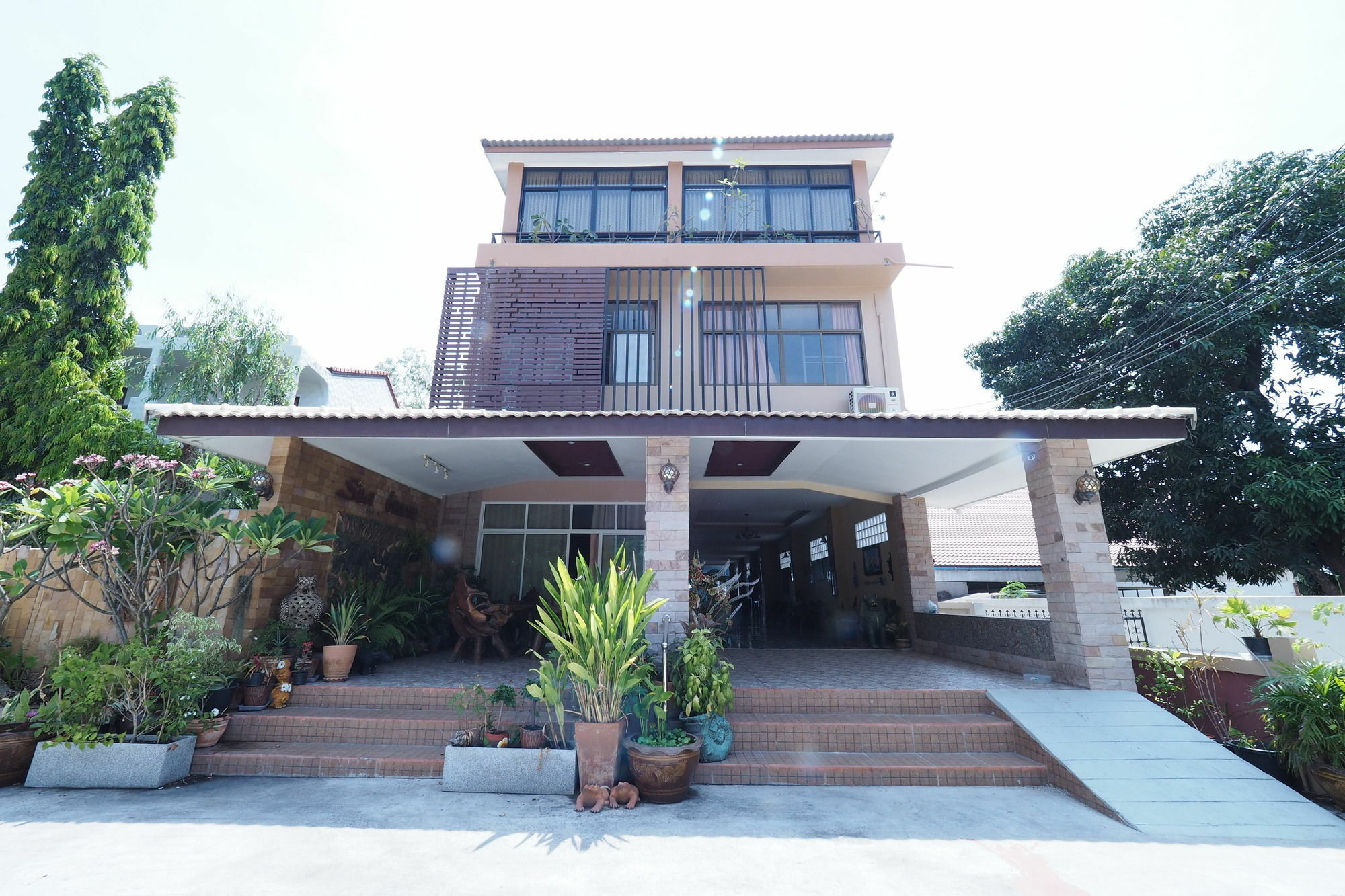 Sea Breeze Guest House Cha-Am Extérieur photo